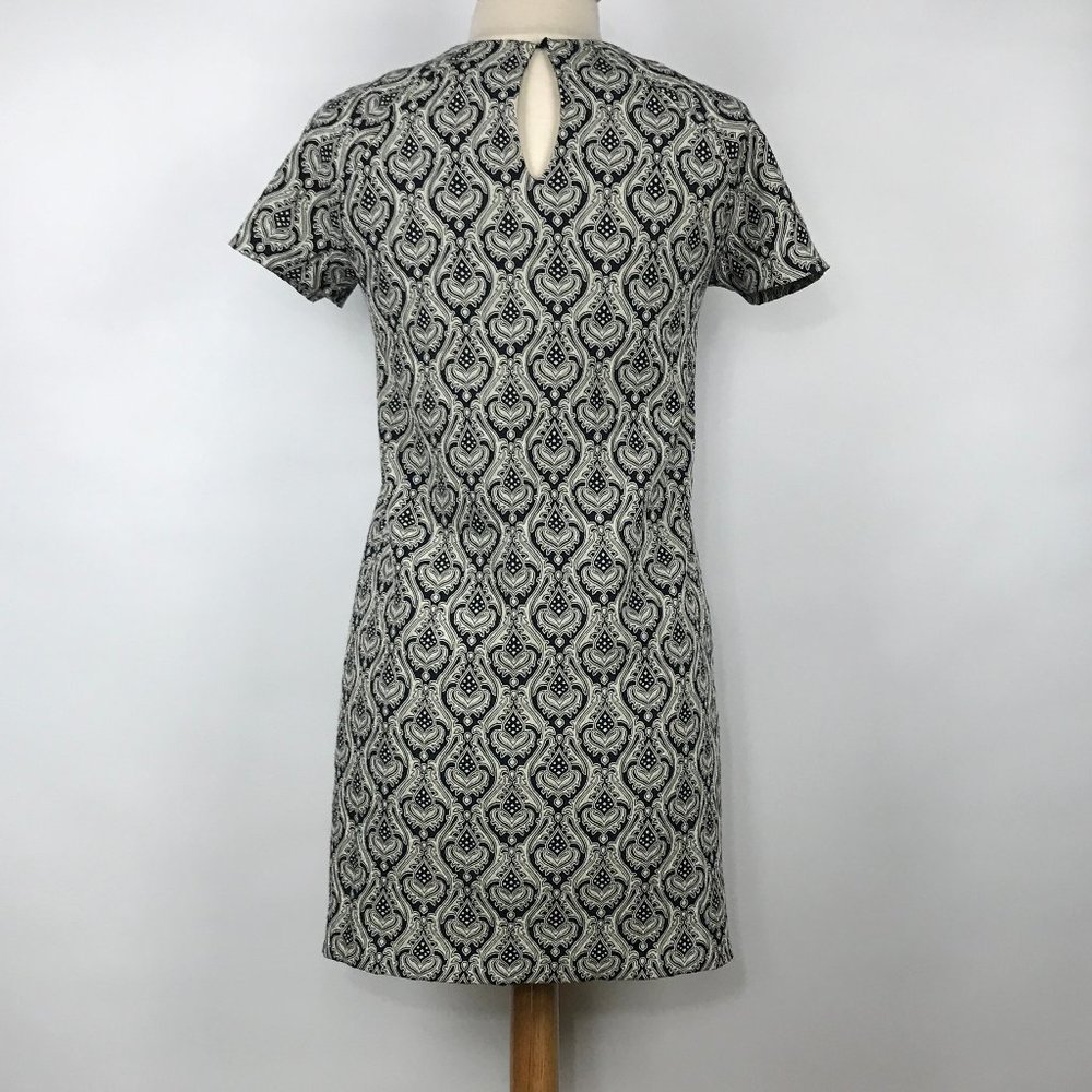 Zara Basic Geometric Pattern Boxy Short Sleeve Mi… - image 4